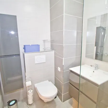 Promenade - Cosy Sea Front Apartamento *